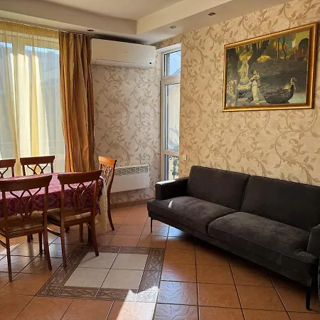 Cara House Apartament *