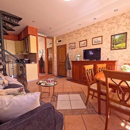 公寓 Comfort Maisonette Near To Alexander Nevsky Cathedral 索菲亞