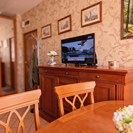 Comfort Maisonette Near To Alexander Nevsky Cathedral
